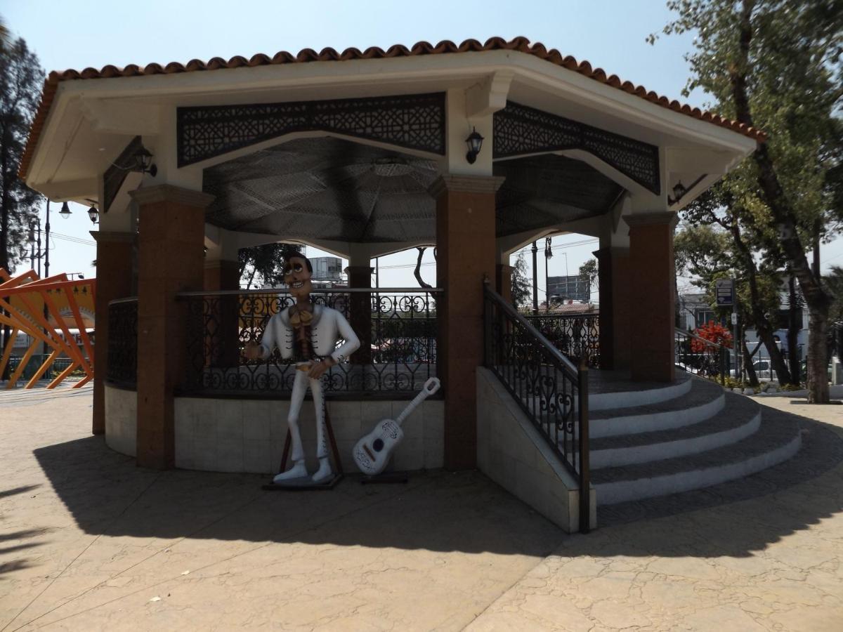 Tokali Hospedaje A 4 Min Del Aeropuerto Kota Meksiko Bagian luar foto