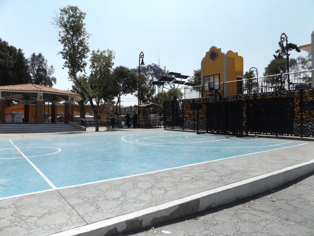Tokali Hospedaje A 4 Min Del Aeropuerto Kota Meksiko Bagian luar foto